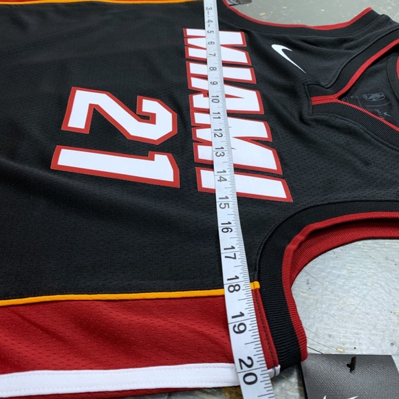 Nike Miami Heat Hassan Whiteside Jersey 864487-010 21 44 Medium Swingman NBA - Picture 4 of 9